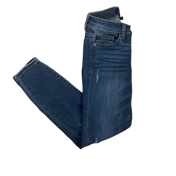 Judy Blue Sz:1/25 Relaxed fit Blue Jeans - Picture 2 of 6